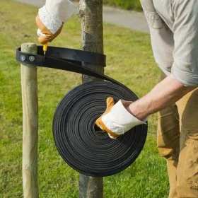 Nature Atadura para árbol negro 4 cm x 15 m de Nature, Accesorios de jardinería - Ref: Foro24-442627, Precio: 63,38 €, Descue...