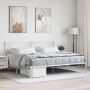 Estructura de cama de metal con cabecero blanco 193x203 cm de , Camas y somieres - Ref: Foro24-372332, Precio: 99,67 €, Descu...