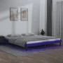 Estructura de cama con LED madera maciza gris 135x190 cm de , Camas y somieres - Ref: Foro24-820648, Precio: 147,33 €, Descue...