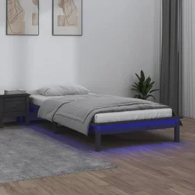 Bettgestell mit LED-Massivholz in Grau, 90 x 190 cm von , Betten und Lattenroste - Ref: Foro24-820638, Preis: 137,70 €, Rabat...