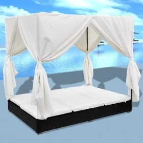 Tumbona con cortinas de ratán sintético negro de vidaXL, Camas para exteriores - Ref: Foro24-42948, Precio: 507,23 €, Descuen...