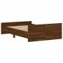 Estructura de cama con cabecero piecero roble marrón 120x190 cm de , Camas y somieres - Ref: Foro24-3203781, Precio: 149,41 €...