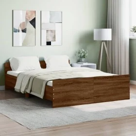 Estructura de cama con cabecero piecero roble marrón 135x190cm de , Camas y somieres - Ref: Foro24-3203795, Precio: 137,30 €,...