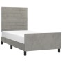 Estructura de cama con cabecero terciopelo gris claro 100x200cm de , Camas y somieres - Ref: Foro24-3125800, Precio: 130,58 €...