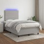 Cama box spring con colchón tela y LED gris claro 120x200 cm de , Camas y somieres - Ref: Foro24-3134941, Precio: 407,67 €, D...