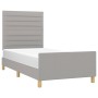 Estructura de cama con cabecero de tela gris claro 90x200 cm de , Camas y somieres - Ref: Foro24-3125106, Precio: 139,60 €, D...