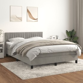 Cama box spring con colchón terciopelo gris claro 140x190 cm de , Camas y somieres - Ref: Foro24-3141419, Precio: 452,85 €, D...