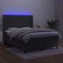 Cama box spring colchón y LED terciopelo gris oscuro 140x200 cm de , Camas y somieres - Ref: Foro24-3139686, Precio: 504,52 €...