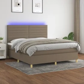 Cama box spring colchón y luces LED tela gris taupe 160x200 cm de , Camas y somieres - Ref: Foro24-3135529, Precio: 602,45 €,...