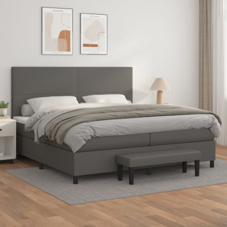 Cama box spring con colchón cuero sintético gris 200x200 cm de , Camas y somieres - Ref: Foro24-3137567, Precio: 781,33 €, De...