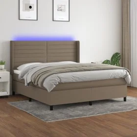 Cama box spring colchón y luces LED tela gris taupe 160x200 cm de , Camas y somieres - Ref: Foro24-3138409, Precio: 606,23 €,...