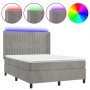 Cama box spring colchón y LED terciopelo gris claro 140x200 cm de , Camas y somieres - Ref: Foro24-3139685, Precio: 520,93 €,...