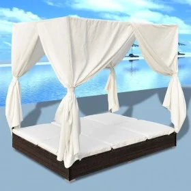 Tumbona con cortinas de ratán sintético marrón de vidaXL, Camas para exteriores - Ref: Foro24-42947, Precio: 431,16 €, Descue...