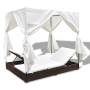 Tumbona con cortinas de ratán sintético marrón de vidaXL, Camas para exteriores - Ref: Foro24-42947, Precio: 470,10 €, Descue...