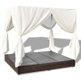 Tumbona con cortinas de ratán sintético marrón de vidaXL, Camas para exteriores - Ref: Foro24-42947, Precio: 470,10 €, Descue...