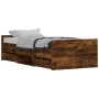 Estructura de cama con cabecero piecero roble ahumado 100x200cm de , Camas y somieres - Ref: Foro24-3203800, Precio: 206,74 €...