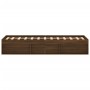 Estructura de cama roble marrón 120x200 cm de vidaXL, Camas y somieres - Ref: Foro24-3203858, Precio: 173,72 €, Descuento: %