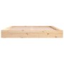Estructura de cama de madera maciza 140x200 cm de , Camas y somieres - Ref: Foro24-820676, Precio: 131,48 €, Descuento: %