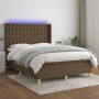 Cama box spring colchón luces LED tela marrón oscuro 140x200cm de , Camas y somieres - Ref: Foro24-3139200, Precio: 519,97 €,...