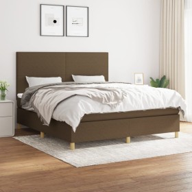 Cama box spring con colchón tela marrón oscuro 180x200 cm de , Camas y somieres - Ref: Foro24-3142196, Precio: 596,22 €, Desc...