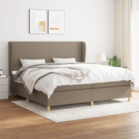Cama box spring con colchón tela gris taupe 200x200 cm de , Camas y somieres - Ref: Foro24-3128393, Precio: 761,15 €, Descuen...