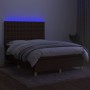 Cama box spring colchón luces LED tela marrón oscuro 140x190 cm de , Camas y somieres - Ref: Foro24-3135752, Precio: 508,50 €...