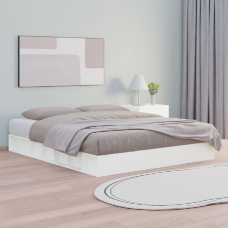 Estructura de cama de madera maciza 140x200 cm de , Camas y somieres - Ref: Foro24-820677, Precio: 150,84 €, Descuento: %