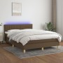 Cama box spring con colchón LED tela marrón oscuro 140x200 cm de , Camas y somieres - Ref: Foro24-3133880, Precio: 436,97 €, ...