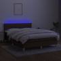 Cama box spring con colchón LED tela marrón oscuro 140x200 cm de , Camas y somieres - Ref: Foro24-3133880, Precio: 436,97 €, ...
