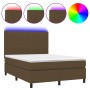 Cama box spring colchón luces LED tela marrón oscuro 140x190 cm de , Camas y somieres - Ref: Foro24-3135032, Precio: 497,49 €...