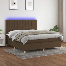 Cama box spring colchón luces LED tela marrón oscuro 180x200cm de , Camas y somieres - Ref: Foro24-3135616, Precio: 608,44 €,...