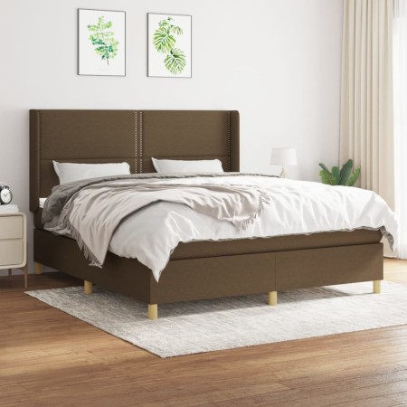 Cama box spring con colchón tela marrón oscuro 180x200 cm de , Camas y somieres - Ref: Foro24-3131932, Precio: 588,24 €, Desc...
