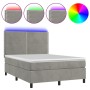 Cama box spring colchón y LED terciopelo gris claro 140x200 cm de , Camas y somieres - Ref: Foro24-3136065, Precio: 476,32 €,...