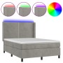 Cama box spring colchón y LED terciopelo gris claro 140x200 cm de , Camas y somieres - Ref: Foro24-3139505, Precio: 483,35 €,...