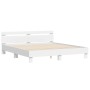 Estructura cama con cabecero madera ingeniería blanco 200x200cm de , Camas y somieres - Ref: Foro24-3207392, Precio: 135,14 €...