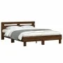 Cama con cabecero madera de ingeniería marrón roble 140x190 cm de , Camas y somieres - Ref: Foro24-3207440, Precio: 176,20 €,...