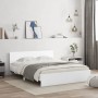 Estructura de cama con cabecero blanca 140x200 cm de , Camas y somieres - Ref: Foro24-3207483, Precio: 133,23 €, Descuento: %