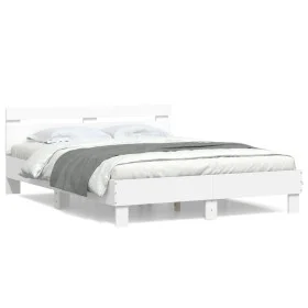 Weißer Bettrahmen aus Holzwerkstoff mit Kopfteil 140 x 190 cm von , Betten und Lattenroste - Ref: Foro24-3207434, Preis: 142,...