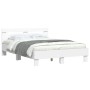 Estructura cama con cabecero madera ingeniería blanco 120x200cm de , Camas y somieres - Ref: Foro24-3207427, Precio: 126,45 €...