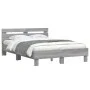 Cama con cabecero madera de ingeniería gris Sonoma 135x190 cm de , Camas y somieres - Ref: Foro24-3207446, Precio: 138,52 €, ...