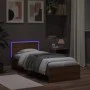 Estructura de cama cabecero luces LED roble marrón 90x200 cm de , Camas y somieres - Ref: Foro24-838812, Precio: 116,10 €, De...