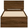 Cama con cabecero madera de ingeniería marrón roble 90x200 cm de , Camas y somieres - Ref: Foro24-838630, Precio: 97,32 €, De...
