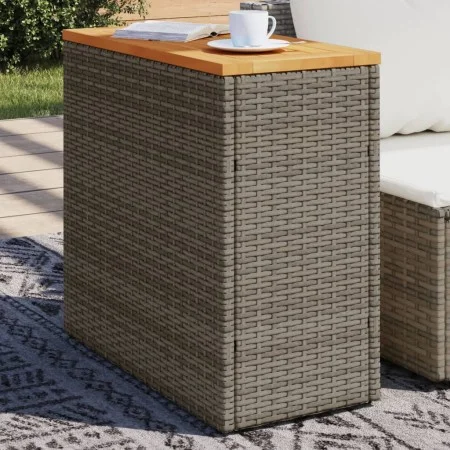Mesa auxiliar jardín tapa madera ratán PE gris 58x27,5x55 cm de , Mesas de jardín - Ref: Foro24-366134, Precio: 50,18 €, Desc...