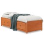 Sofá cama de madera maciza de pino marrón cera 75x190 cm de , Camas y somieres - Ref: Foro24-844480, Precio: 200,28 €, Descue...