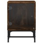 Mesita de noche con puerta de vidrio roble ahumado 35x37x50 cm de , Mesitas de noche - Ref: Foro24-836526, Precio: 27,66 €, D...