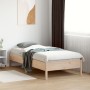 Estructura de cama madera maciza de pino 75x190 cm de , Camas y somieres - Ref: Foro24-842730, Precio: 73,41 €, Descuento: %