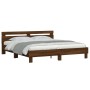 Cama con cabecero madera de ingeniería marrón roble 180x200 cm de , Camas y somieres - Ref: Foro24-3207405, Precio: 172,13 €,...