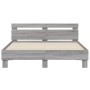 Cama con cabecero madera de ingeniería gris Sonoma 150x200 cm de , Camas y somieres - Ref: Foro24-3207418, Precio: 149,07 €, ...