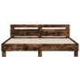 Cama con cabecero madera de ingeniería roble ahumado 180x200 cm de , Camas y somieres - Ref: Foro24-3207403, Precio: 192,40 €...