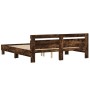 Cama con cabecero madera de ingeniería roble ahumado 180x200 cm de , Camas y somieres - Ref: Foro24-3207403, Precio: 192,40 €...
